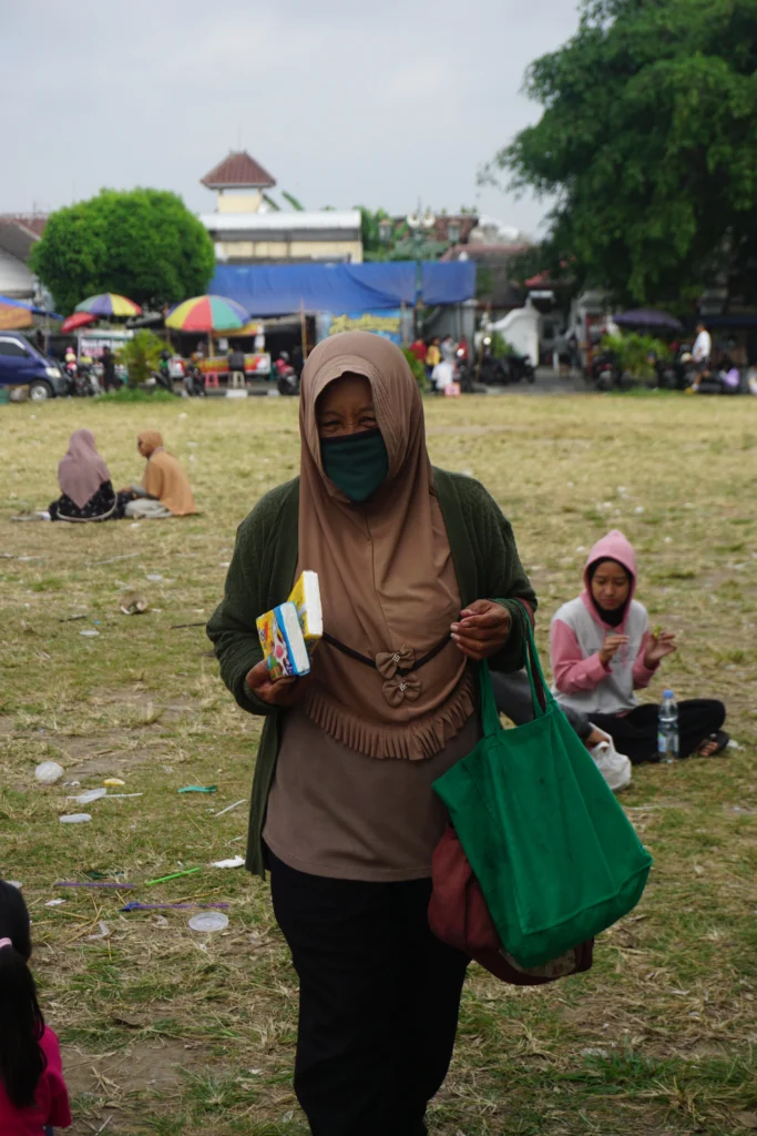 Hanya Ini Yang Kita Lakukan di Alun-Alun Selatan